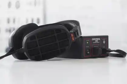 „Słuchawki dla prezydenta” – test Koss ESP/950 + E/90 w „Hi-Fi i Muzyka” Obniżka ceny